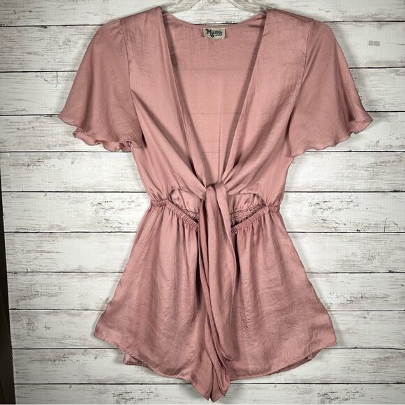 Show Me Your Mumu Gia Tie Front Romper Petal Pink Rose Medium - Picture 3 of 10